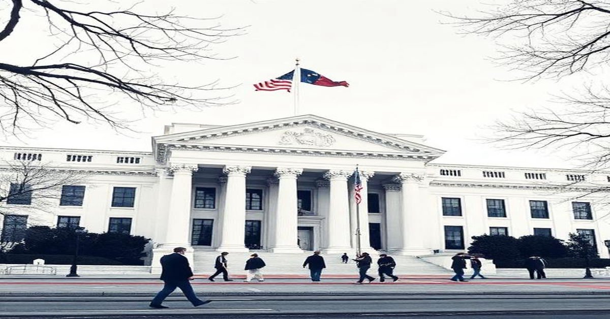 Wall Street CEOs support Fed independence